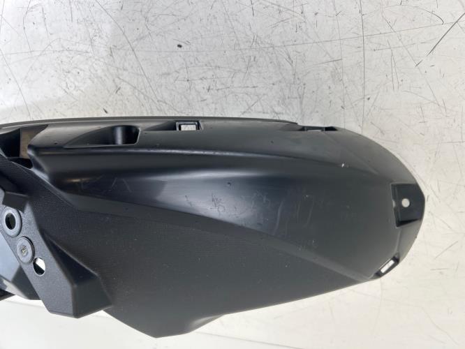 pièce détachée occasion Garde boue avant YAMAHA