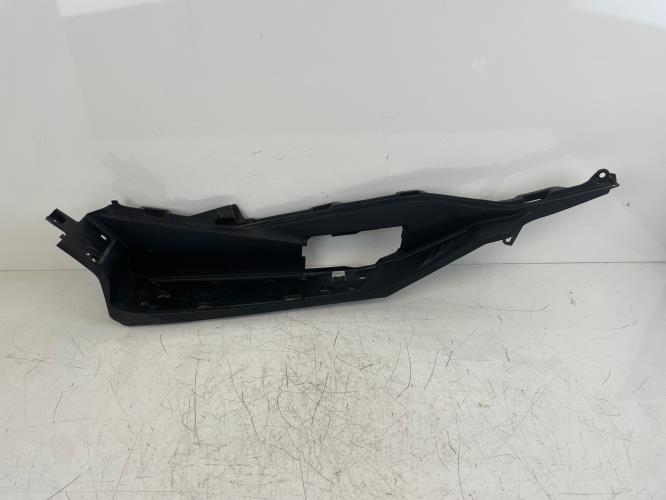 pièce détachée occasion Plancher marche pied gauche HONDA