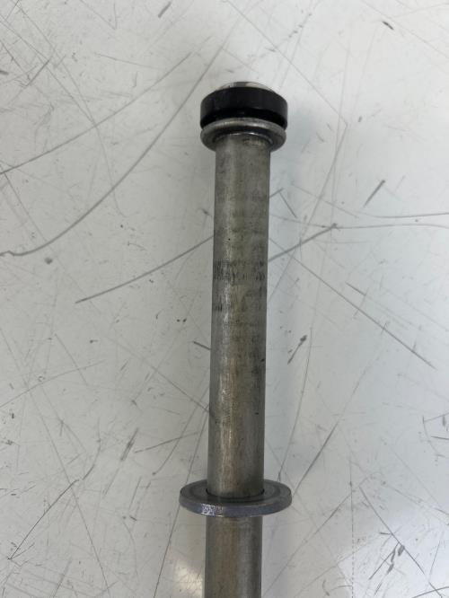 pièce détachée occasion Axe de bras oscillant TRIUMPH