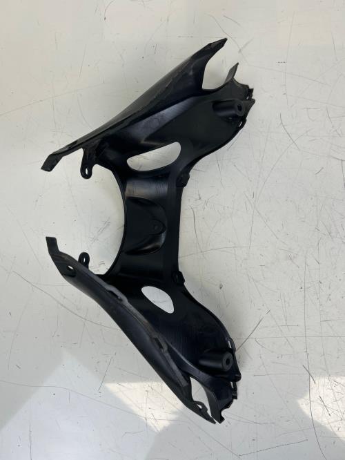 pièce détachée occasion Cache guidon inferieur YAMAHA