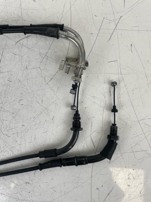 pièce détachée occasion Cable d'accelerateur HONDA