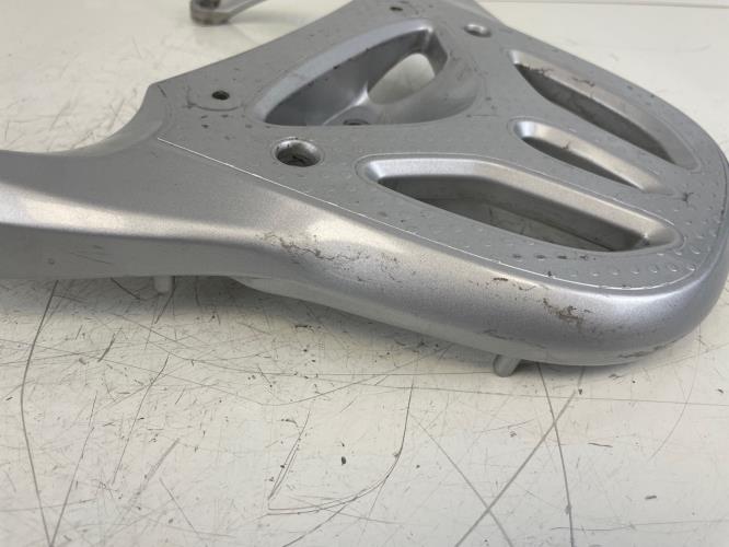 pièce détachée occasion Support top case HONDA