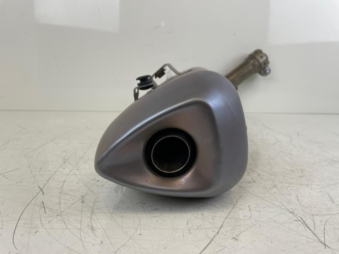 pièce détachée occasion Silencieux (echappement) YAMAHA