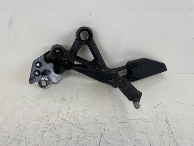 pièce détachée occasion Platine avant gauche complète KTM
