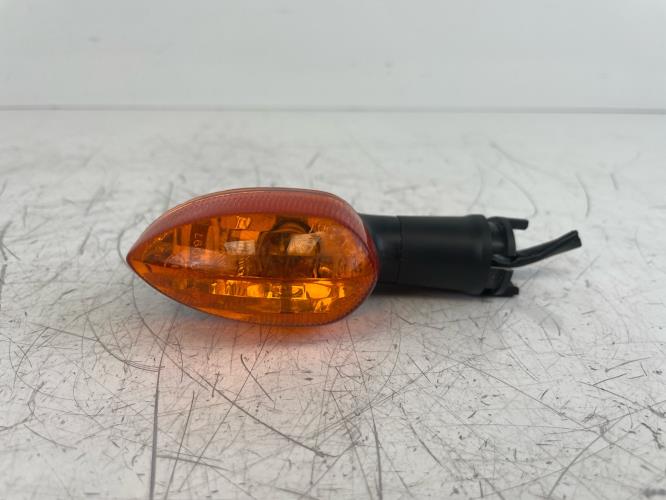 pièce détachée occasion Clignotant avant droit YAMAHA
