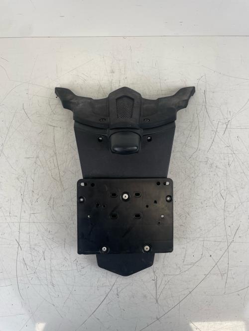 pièce détachée occasion Support de plaque et eclairage GILERA