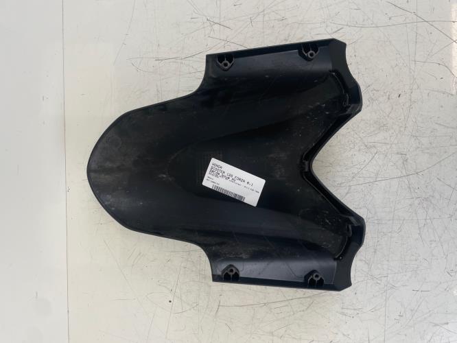 pièce détachée occasion Garde boue avant HONDA