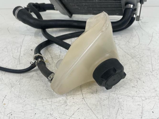 pièce détachée occasion Radiateur eau DERBI