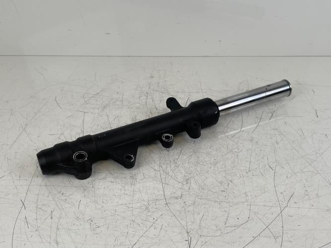 pièce détachée occasion Tube de fourche droit YAMAHA