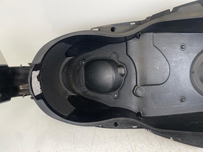 pièce détachée occasion Coffre sous selle YAMAHA