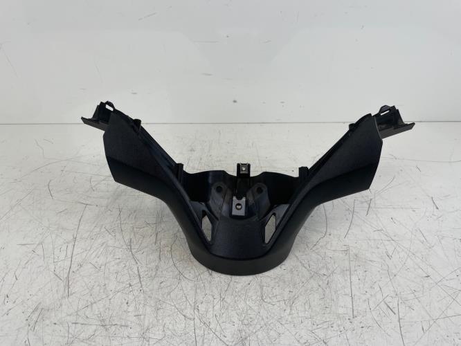 pièce détachée occasion Cache guidon inferieur YAMAHA