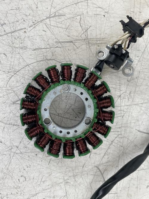 pièce détachée occasion Stator alternateur YAMAHA