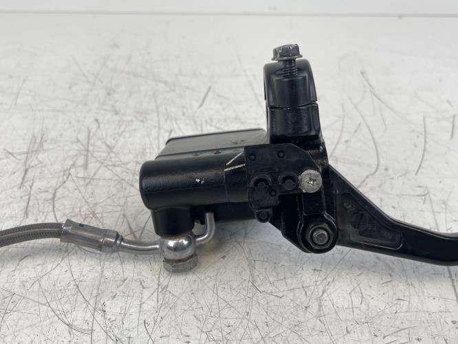 pièce détachée occasion Bocal vase maitre cylindre de frein avant PEUGEOT