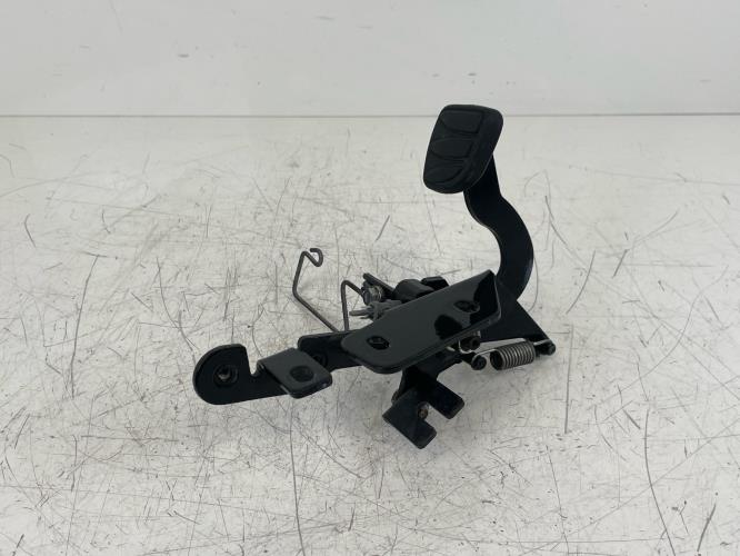 pièce détachée occasion Pedale frein PEUGEOT