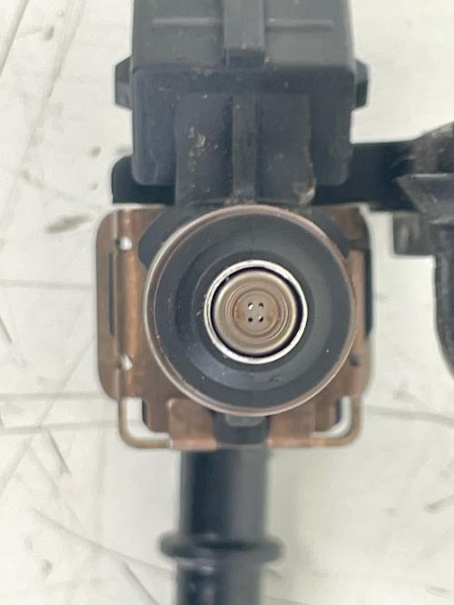 pièce détachée occasion Injecteur PEUGEOT