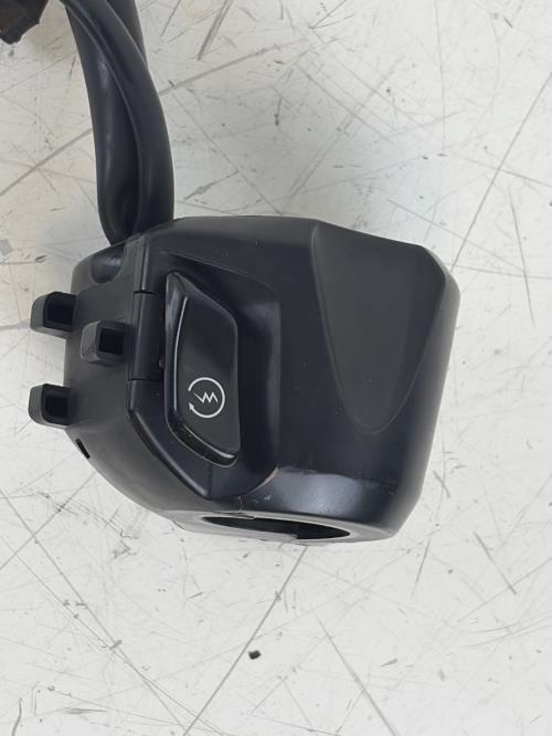 pièce détachée occasion Commodo droit HONDA