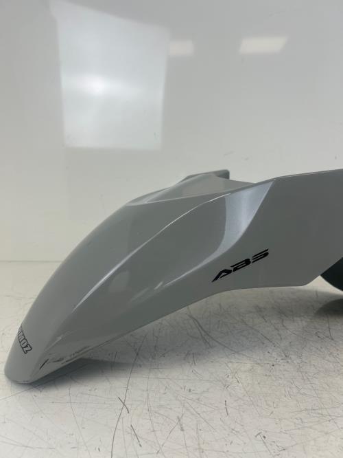 pièce détachée occasion Garde boue avant HONDA