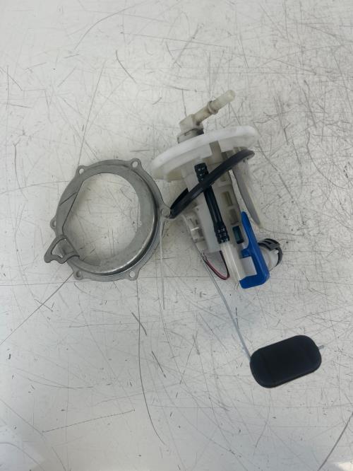 pièce détachée occasion Pompe a essence YAMAHA