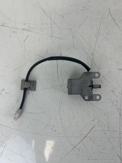 pièce détachée occasion Verrouillage de selle YAMAHA