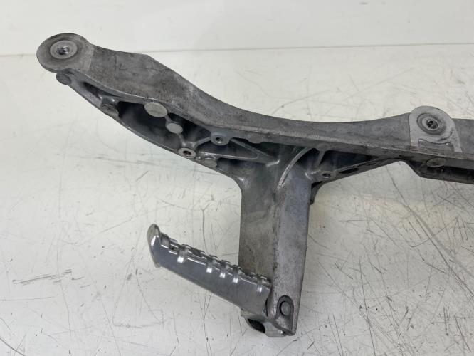 pièce détachée occasion Platine arriere droite complete YAMAHA