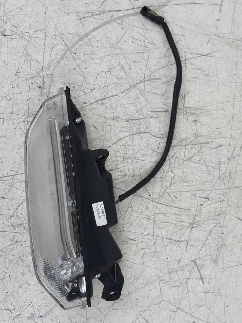 pièce détachée occasion Clignotant avant droit PIAGGIO
