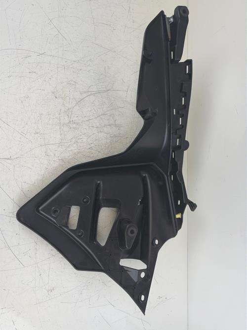 pièce détachée occasion Cache carenage ecope gauche YAMAHA