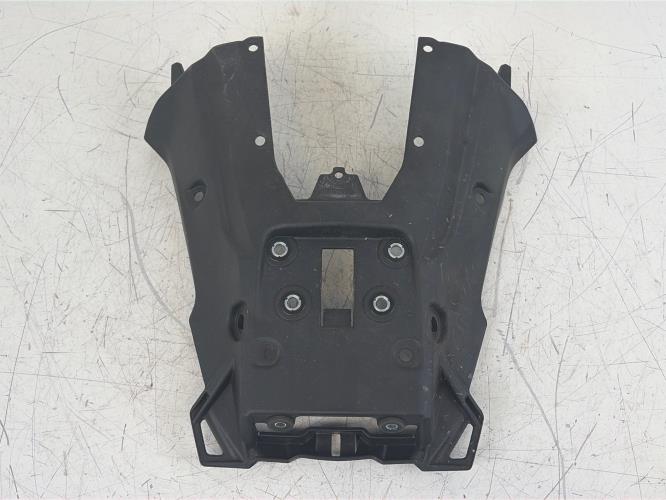 pièce détachée occasion Garde boue arriere YAMAHA