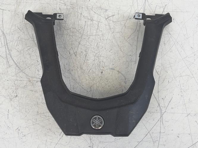 pièce détachée occasion Cache carenage coque arriere YAMAHA