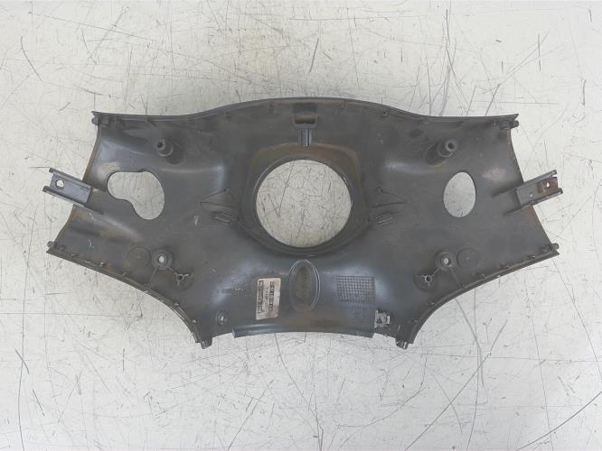 pièce détachée occasion Cache guidon inferieur PIAGGIO