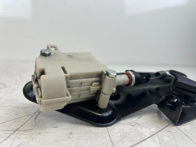 pièce détachée occasion Mecanisme verrouillage selle PIAGGIO