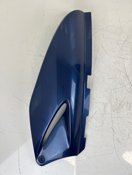pièce détachée occasion Cache lateral droit HONDA
