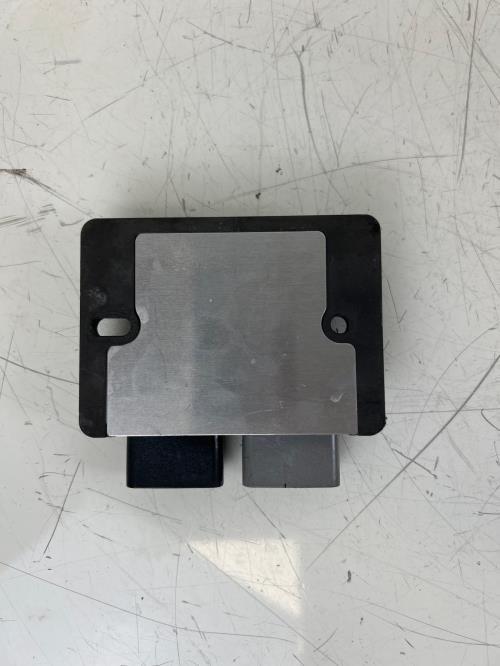 pièce détachée occasion Regulateur charge batterie PIAGGIO