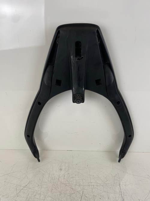 pièce détachée occasion Support top case PIAGGIO