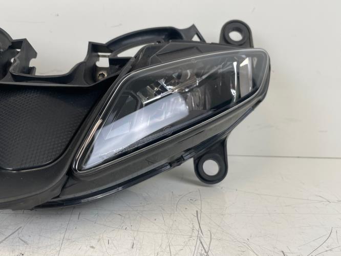 pièce détachée occasion Optique (feux)(phare) TRIUMPH