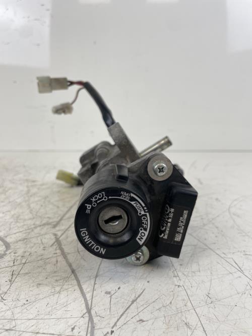 pièce détachée occasion Kit serrure YAMAHA