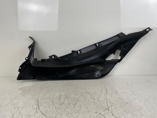 pièce détachée occasion Plancher marche pied droit PIAGGIO