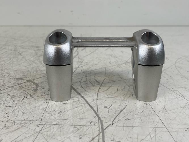 pièce détachée occasion Pontets de guidon BMW