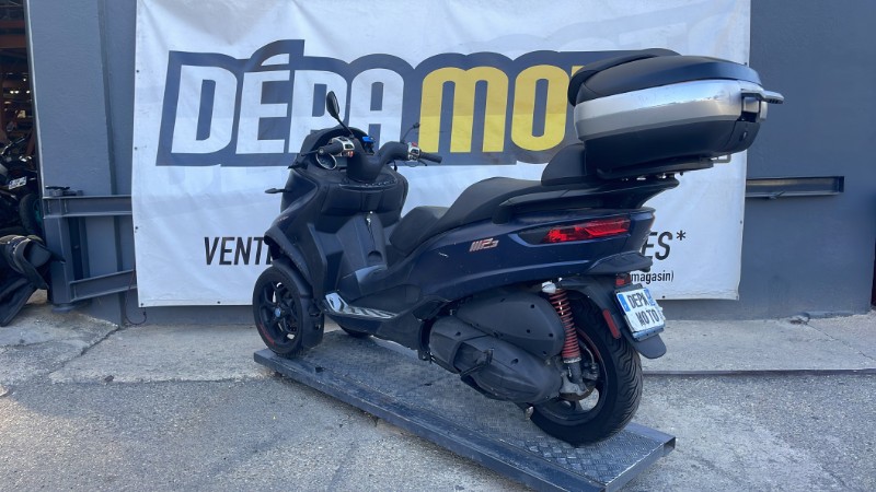 Illustration de PIAGGIO MP3 500