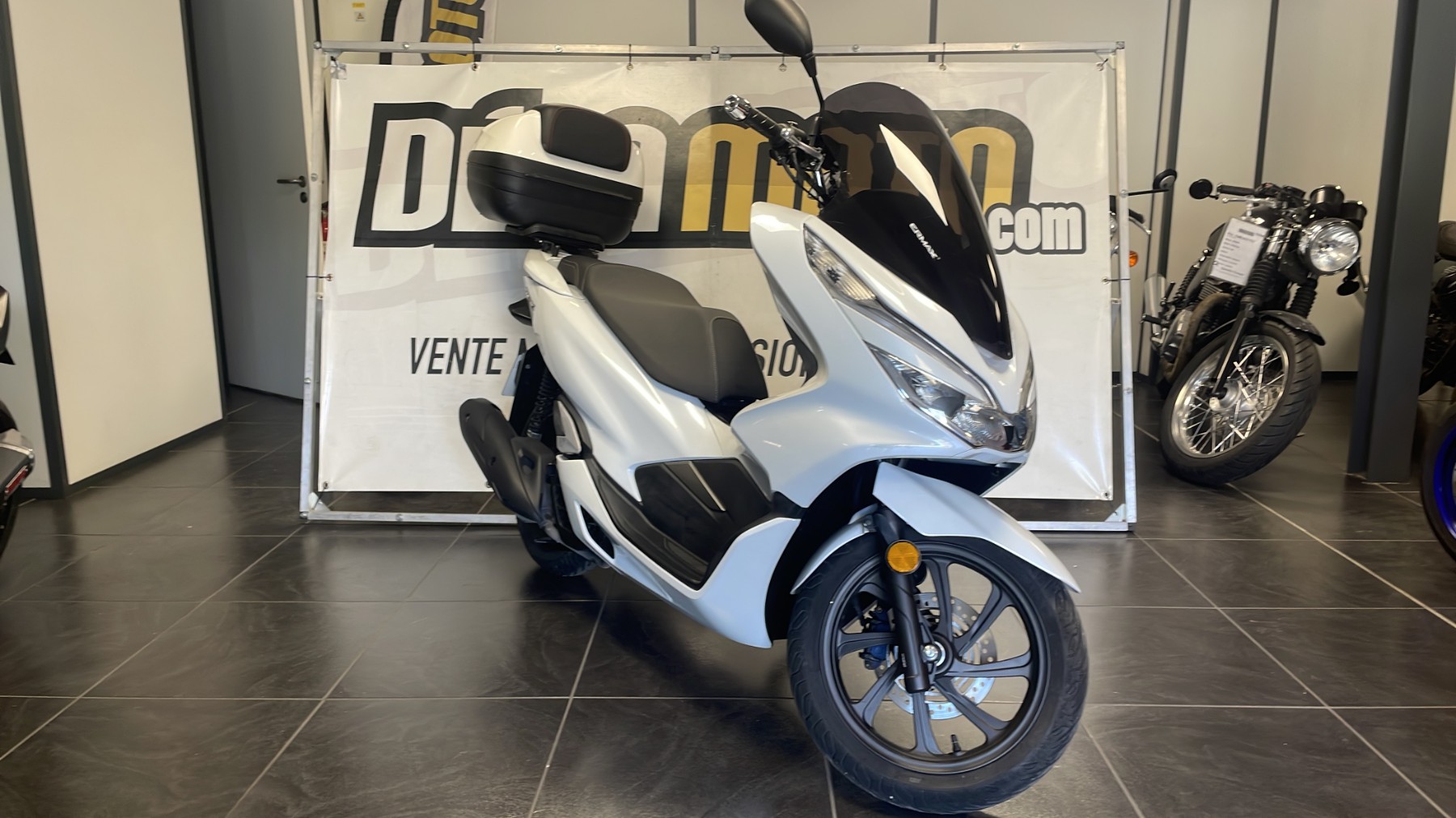 Illustration de HONDA  PCX 125