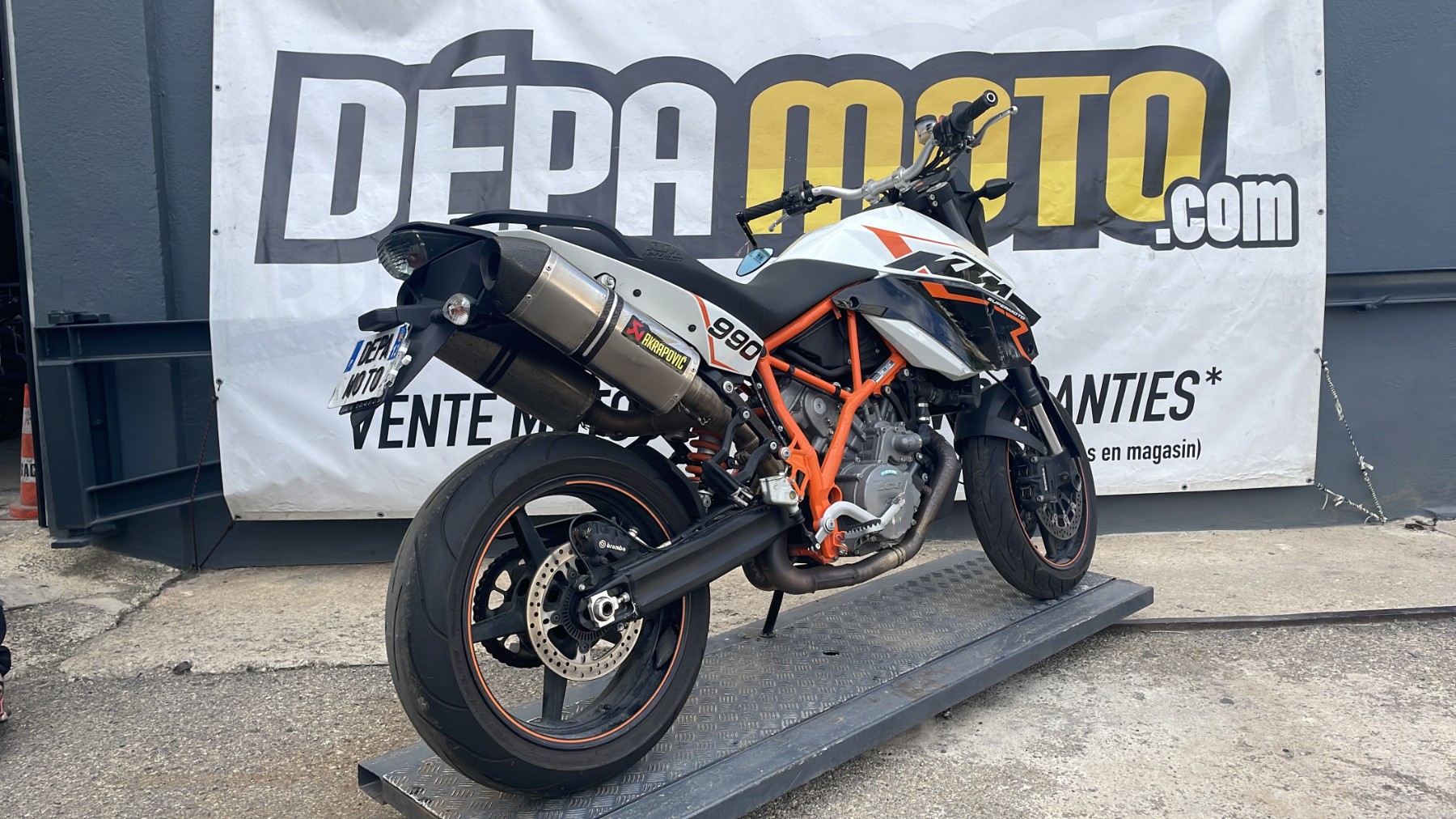 Illustration de KTM SM R 990