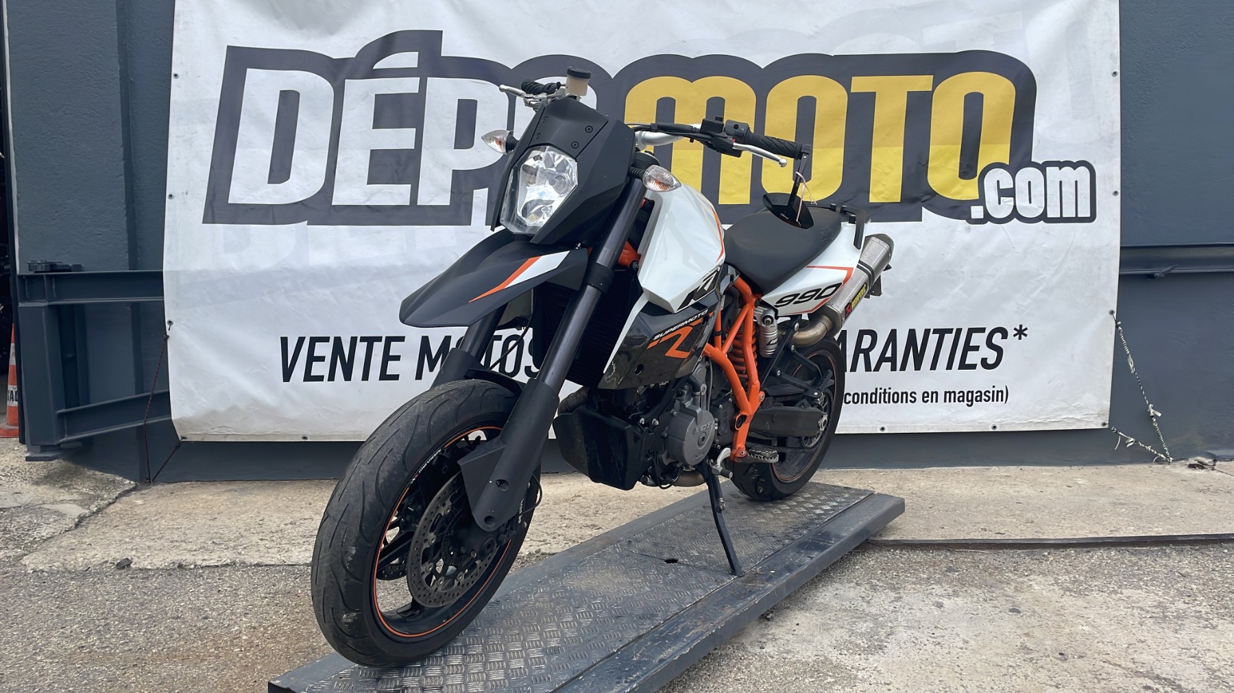 Illustration de KTM SM R 990