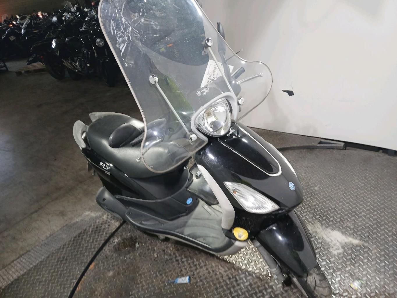 moto accidentée PIAGGIOFLY