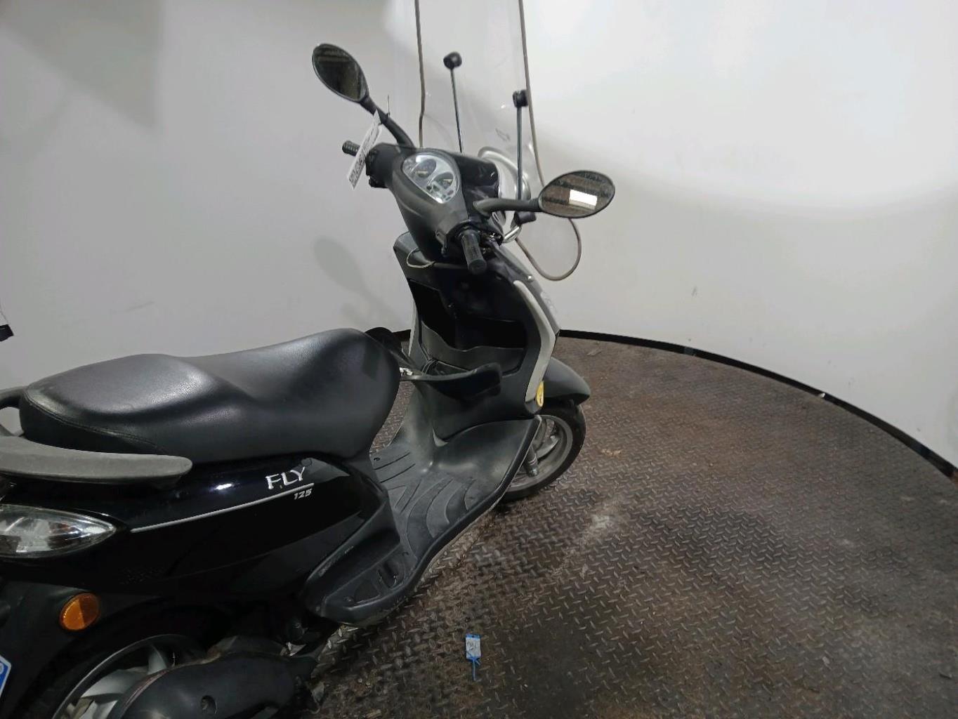 moto accidentée PIAGGIOFLY