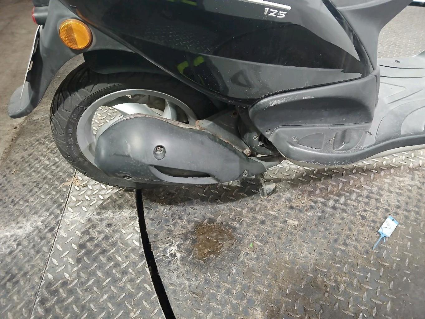 moto accidentée PIAGGIOFLY