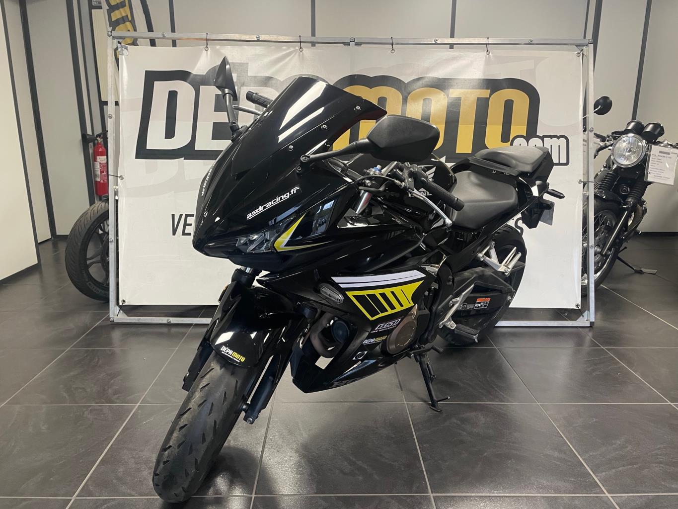 Illustration de HONDACBR 500 R