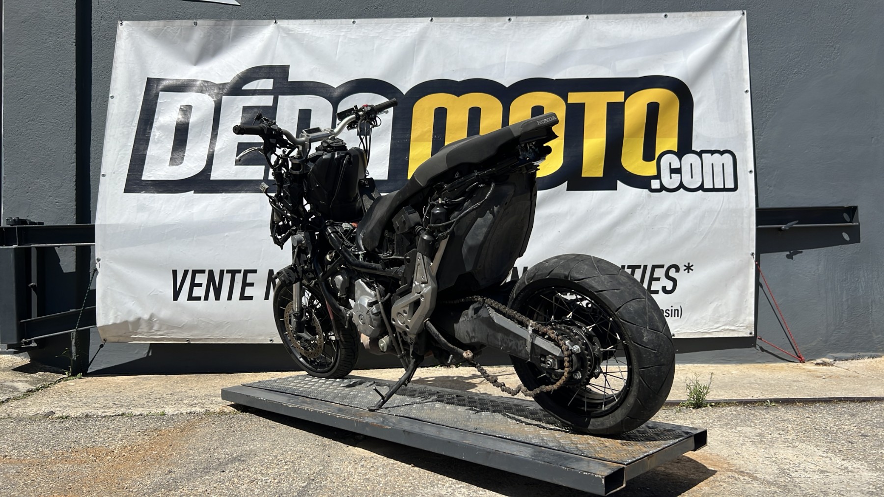 Illustration de HONDA XADV 750