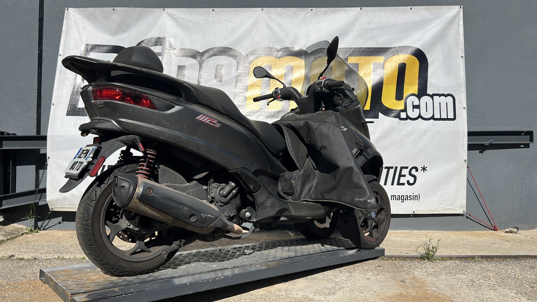 Illustration de PIAGGIO MP3 500 HPE SPORT ADVANCED
