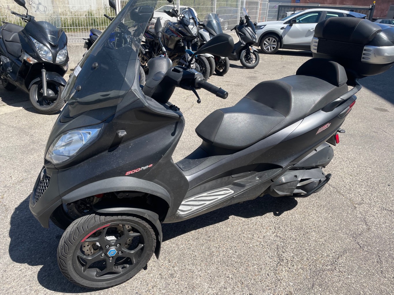 Illustration de PIAGGIO  MP3 500 HPE