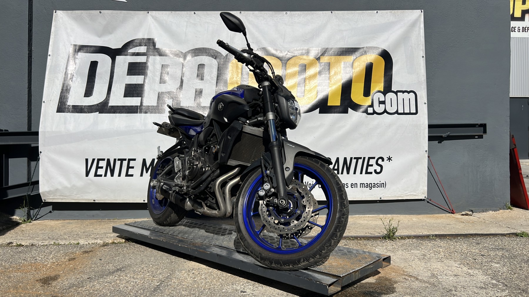 Illustration de YAMAHA  MT 07