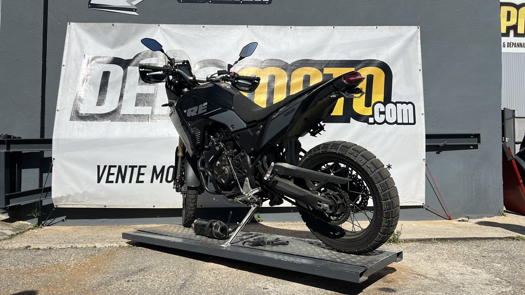 Illustration de YAMAHA TENERE 700